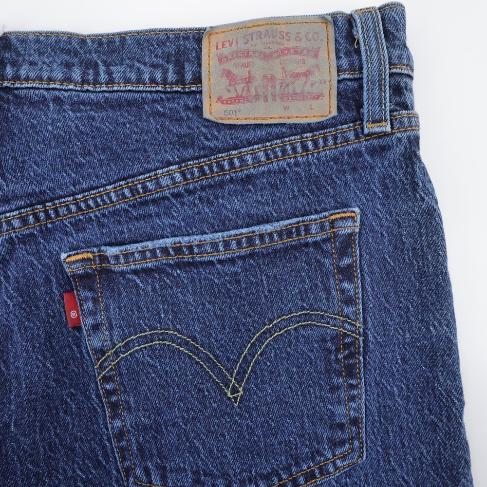 Levi's 501 Original Fit Jeans Dark Wash Mens 33x30 (Inseam measures 29")